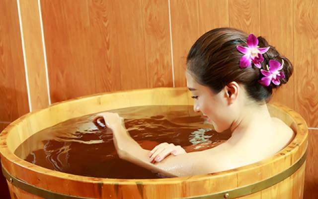 Tắm Lá Người Dao - Đốc Ngữ