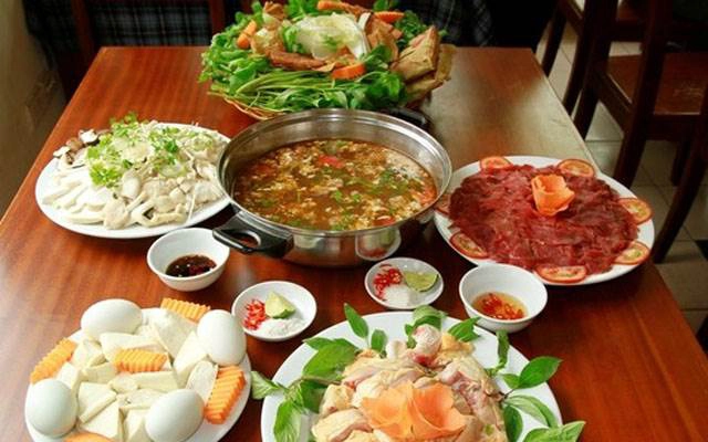 Nhà Hàng Lẩu Nấm & Mì Vằn Thắn Tân Tân - Đội Cấn