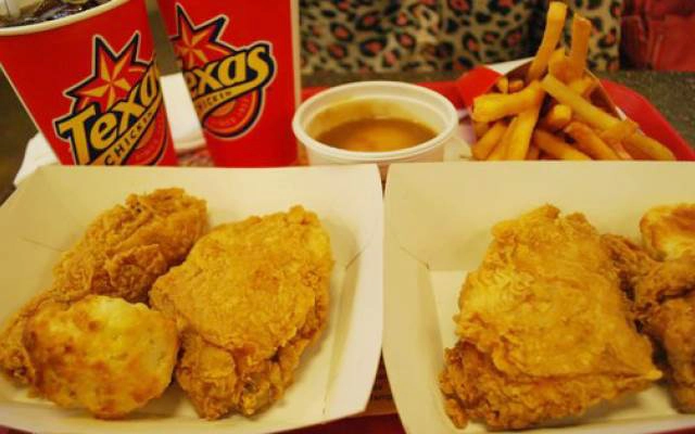 Nhà Hàng Texas Chicken - Đường D2