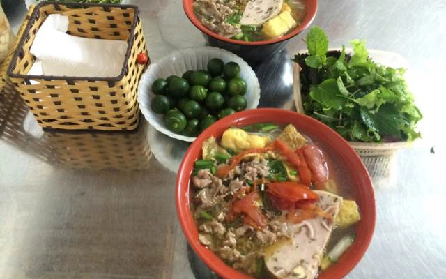 Quán Ăn Thái Hòa - Bún Riêu