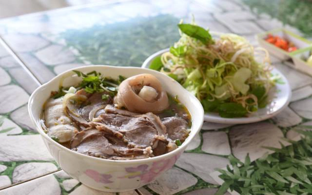 Quán Ăn Tháng 12 - Bún Bò & Bún Riêu