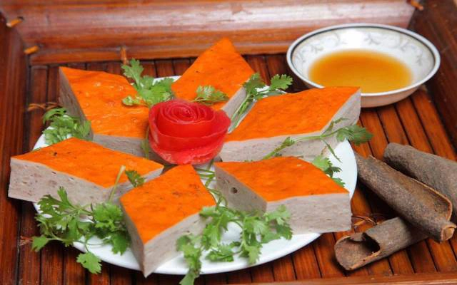 Quán Ăn Thắng Dung - Bánh Cuốn Chả Quế & Giò Chả Ước Lễ