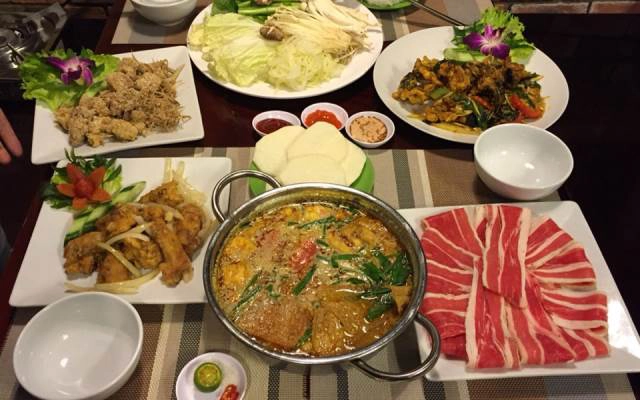 Quán Ăn Thánh Lẩu - Nguyễn Chí Thanh