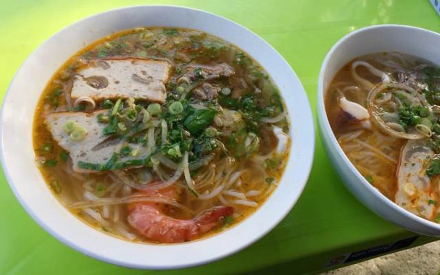 Quán Ăn Thanh Nguyễn - Bún Gỏi Già & Bún Thái