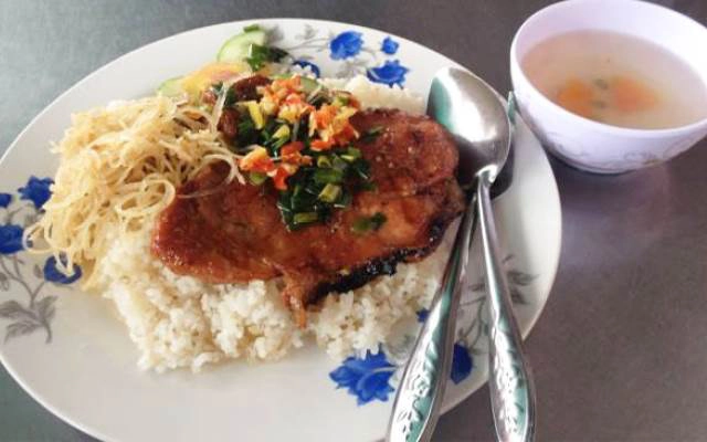 Thanh Tùng - Cơm Phở 24h