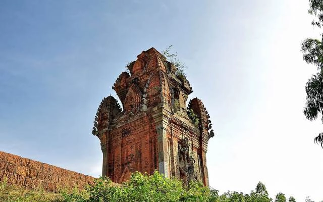 Tháp Cánh Tiên