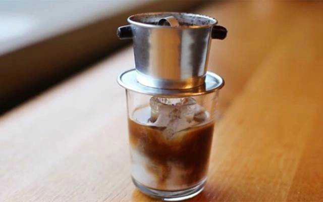Tháp Đôi Cafe