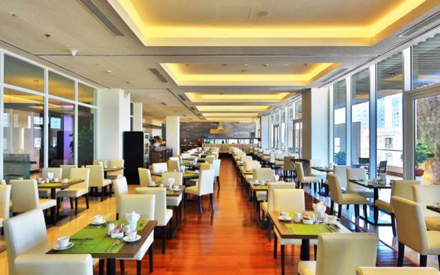 Nhà Hàng The FarmHouse Restaurant - Zen Diamond Suites Hotel