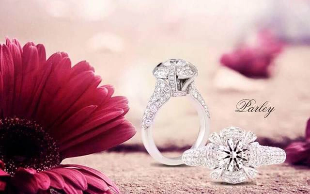 Thế Giới Kim Cương - Vincom Quang Trung