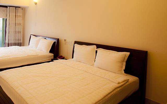 Thế Kỷ Mới Hotel - Nguyễn Văn Cừ