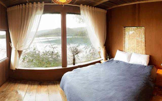 The Lake House
