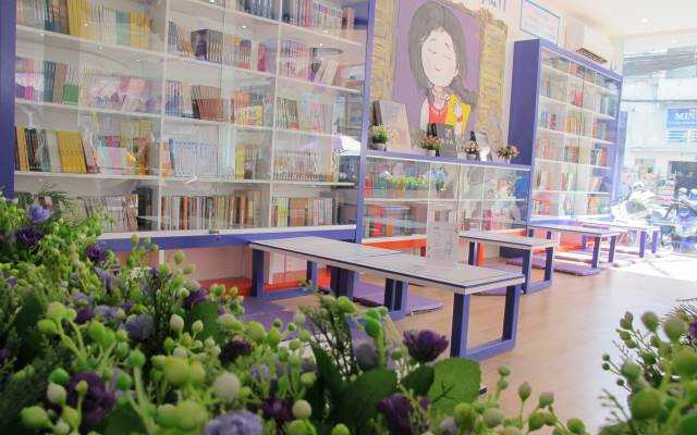 The Lib Coffee & Books