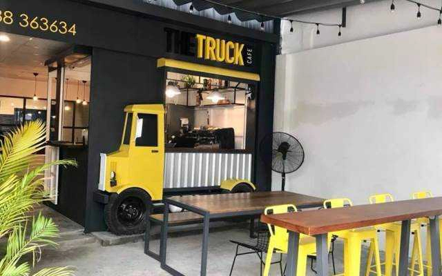 The Truck Cafe - Võ Trường Toản