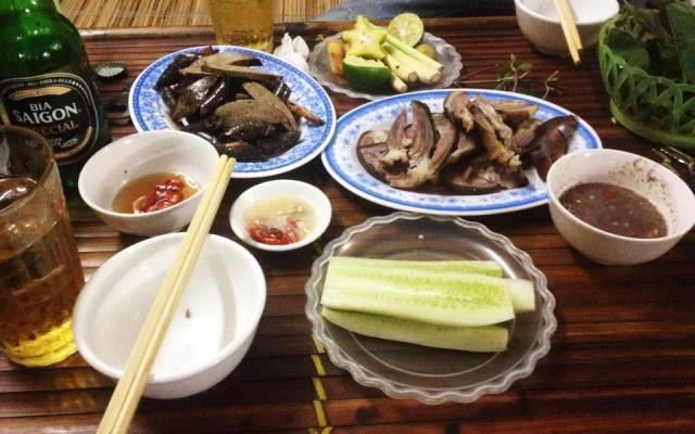 Thi Quán - Thịt Chó Thui Rơm