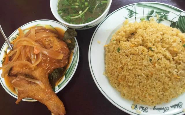Quán Ăn Thiên Trường - Phở Cồ & Cơm Gà Xối Mắm