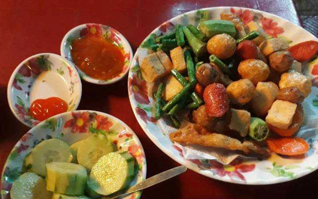 Thức Ăn Vặt - Cá Viên Chiên & Xiên Que