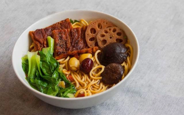 Quán Ăn Thượng Hải 4 - Mì Vịt Tiềm