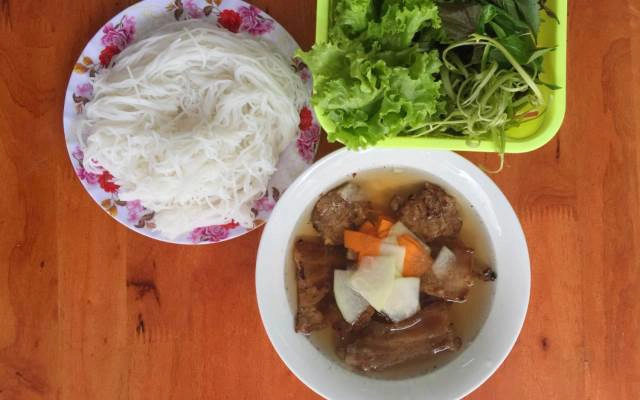 Quán Ăn Thúy - Bún Chả & Phở Bò