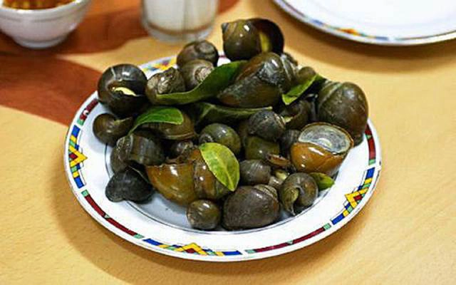 Quán Ăn Thủy Nga - Ốc & Bún Thịt Nướng