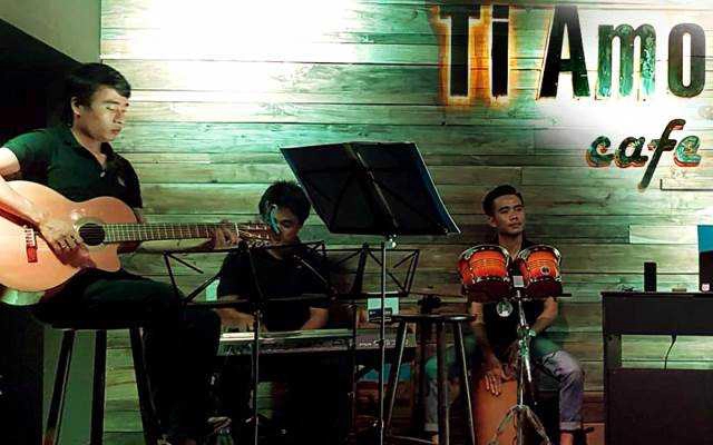 Tiamo Cafe