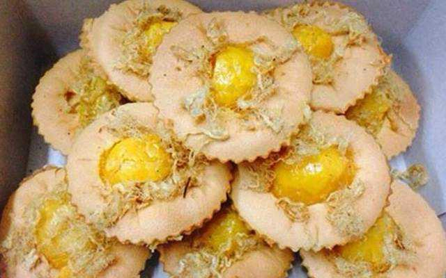 Tiệm Bánh Bánh Bông Lan Trứng Muối Phô Mai Chà Bông