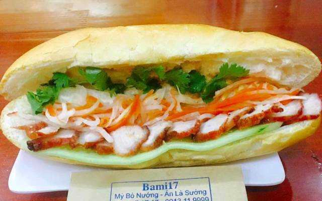 Tiệm Bánh Bánh Mì 17