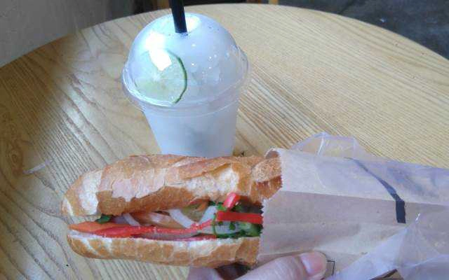 Tiệm Bánh Bánh Mì 362 - Đinh Tiên Hoàng