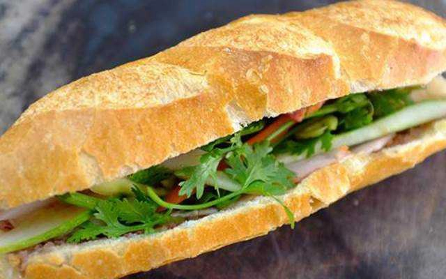 Tiệm Bánh Bánh Mì Bảy Hổ
