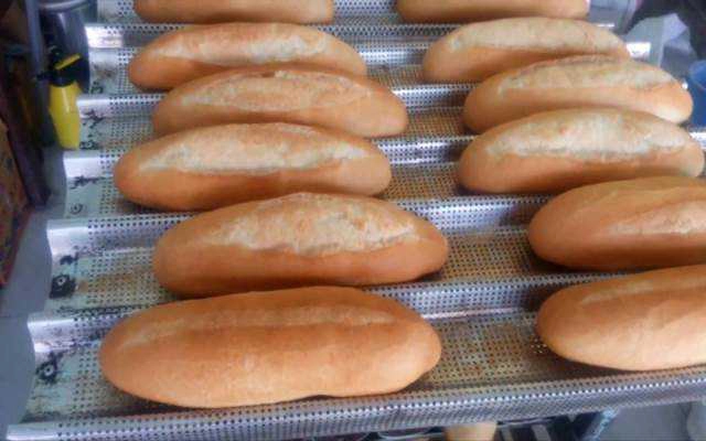 Tiệm Bánh Bánh Mì Hà Nội - 495 Sư Vạn Hạnh