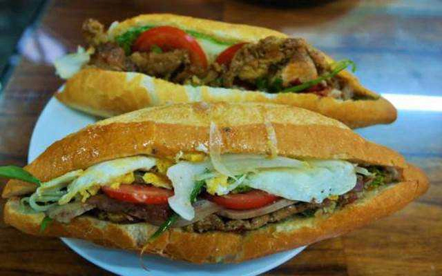Tiệm Bánh Bánh Mì Hà Nội Phạm Thế Hiển - Đường Số 17