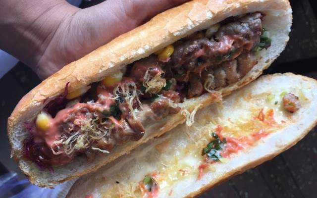 Tiệm Bánh Bánh Mì Hiếu Hằng