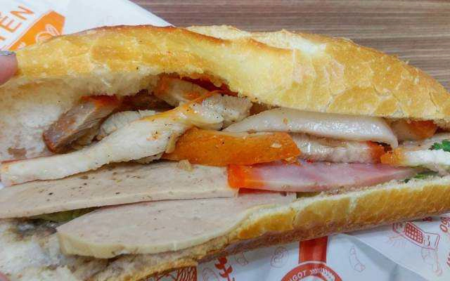 Tiệm Bánh Bánh Mì Hoàng Yến