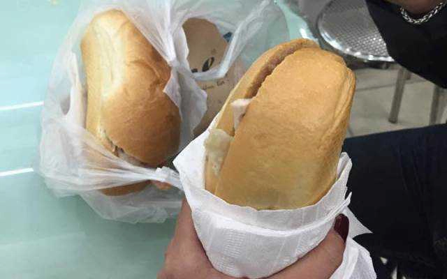 Tiệm Bánh Bánh Mì Hương Lan