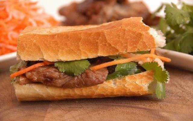 Tiệm Bánh Bánh Mì Như Lan - 64 Hàm Nghi