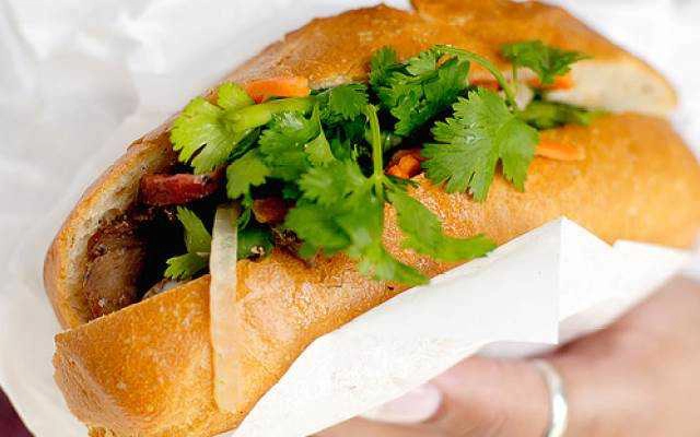 Tiệm Bánh Bánh Mì Như Lan - Mỹ Đình