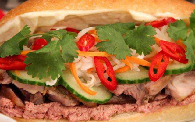 Tiệm Bánh Bánh Mì Pate - Vũ Hồng Phô