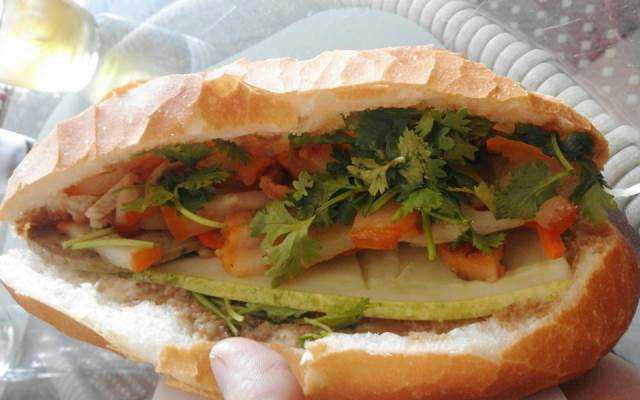 Tiệm Bánh Bánh Mì Thiên Phát