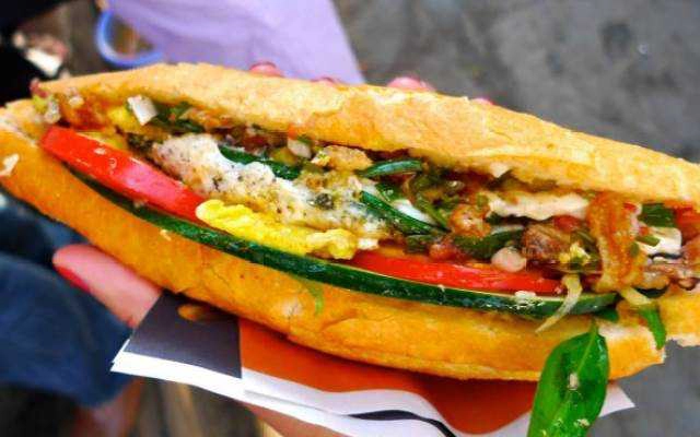 Tiệm Bánh Bánh Mì Thuận Phát