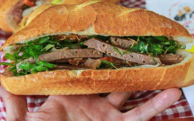 Tiệm Bánh Bánh Mì Tuấn Mập - 489 Đỗ Xuân Hợp