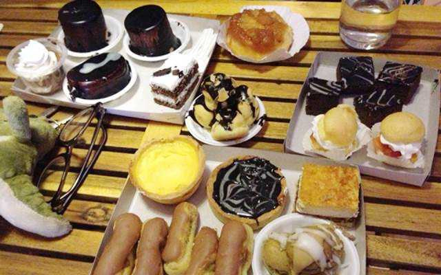 Tiệm Bánh Bánh Ngọt Bùi Công Trung - Hàng Bồ