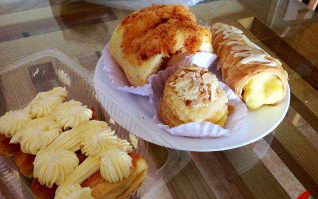 Tiệm Bánh Bánh Ngọt Hồng Kông - Hàng Lược