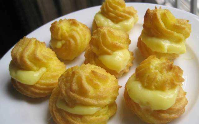 Tiệm Bánh Bánh Su Kem - Bình Thới