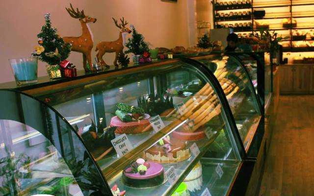 Tiệm Bánh Bonjour Bakery