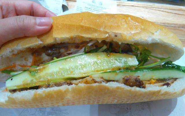 Tiệm Bánh Bread & Drink - Bánh Mì Pat