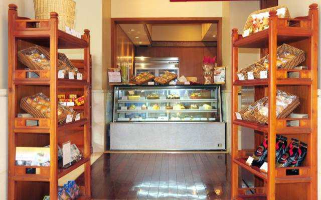 Tiệm Bánh Cake Shop - Hotel Nikko Hanoi