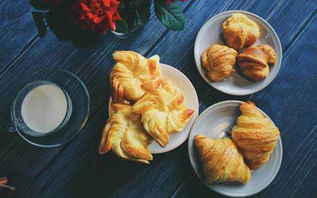 Tiệm Bánh Camellia Bakery
