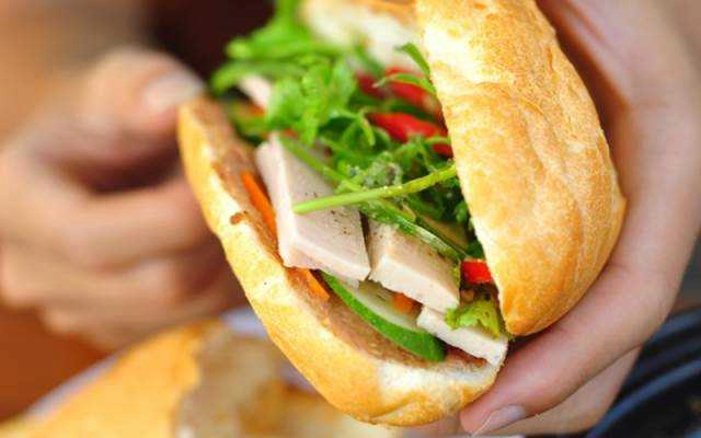 Tiệm Bánh Cây Đa - Lò Bánh Mì