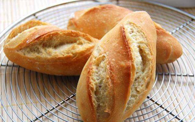 Tiệm Bánh Chín Sài Gòn - Lò Bánh Mì