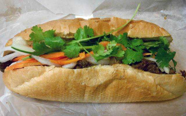 Tiệm Bánh Đồng Thạnh Bakery - Hùng Vương