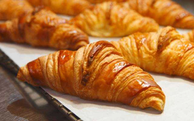 Tiệm Bánh Gourmand Việt - Bánh Croissant Đông Lạnh
